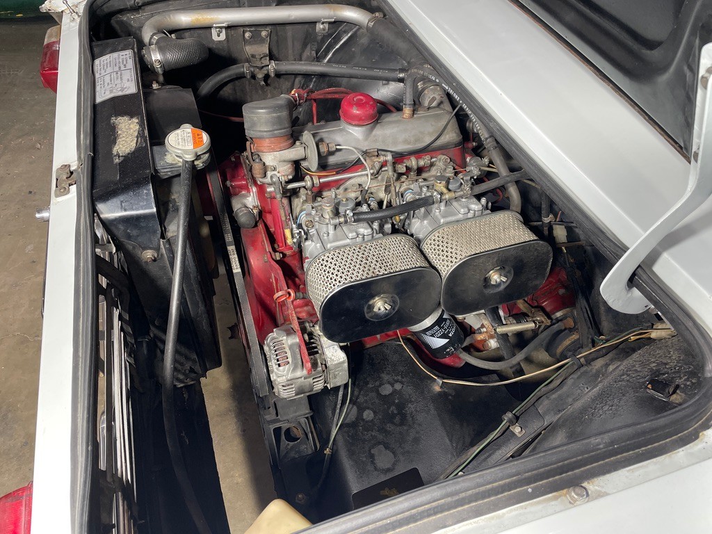 Hino-Contessa-1300-Michelotti-Coupe-1967-Coupe-18