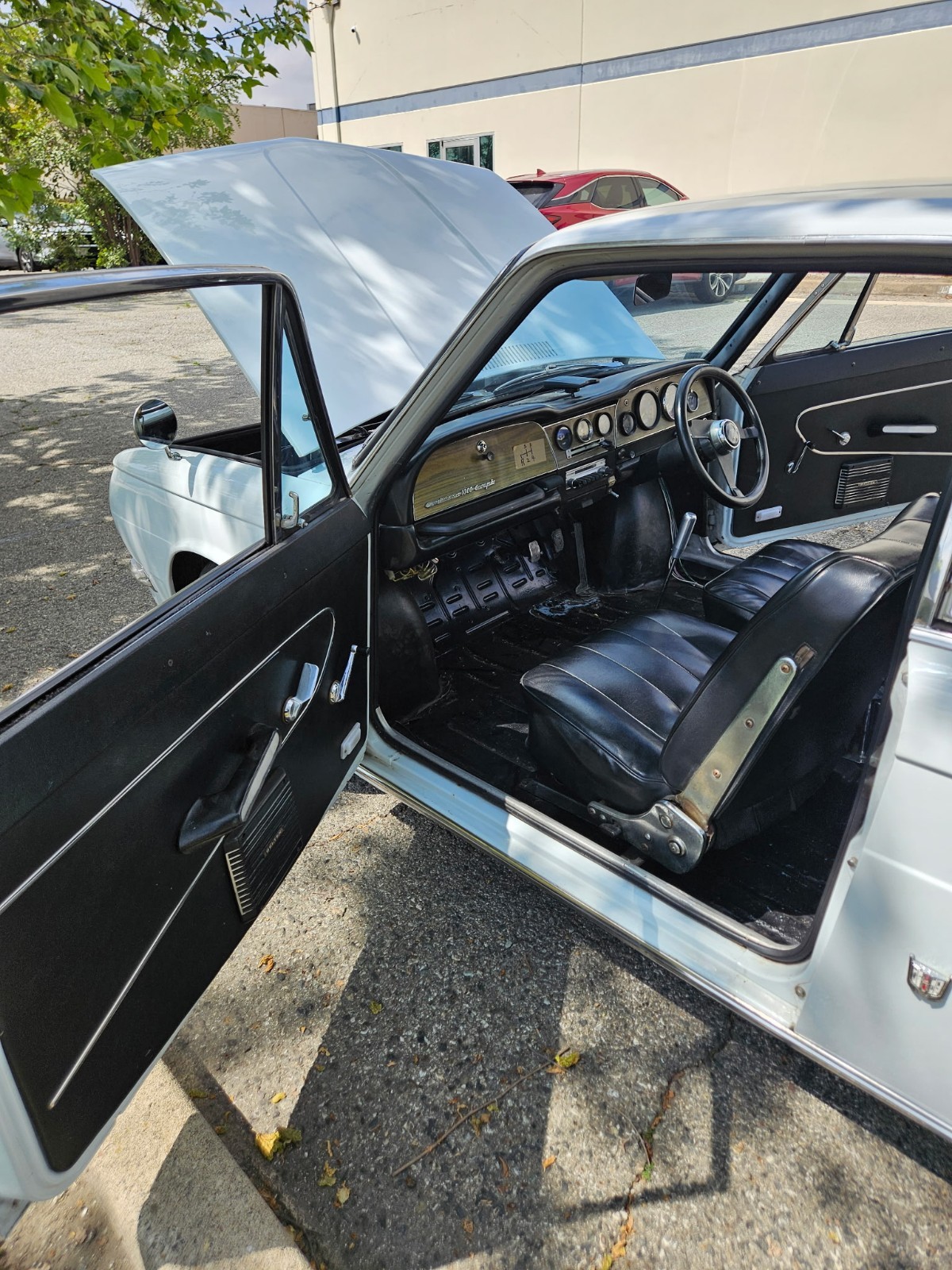 Hino-Contessa-1300-Michelotti-Coupe-1967-Coupe-25