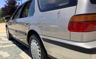 Honda-Accord-1993-Wagon-13