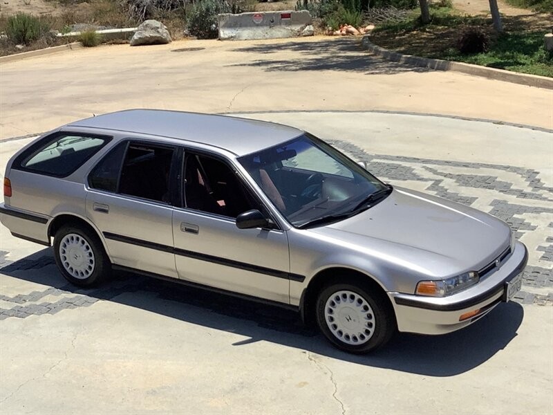 Honda-Accord-1993-Wagon-17