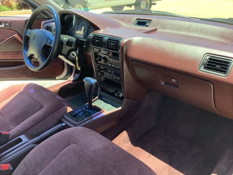 Honda-Accord-1993-Wagon-23