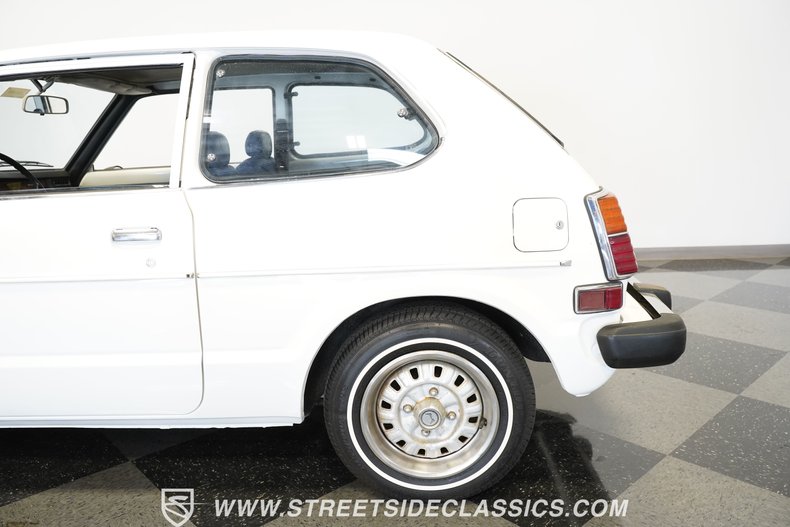 Honda-Civic-1978-White-Blue-14