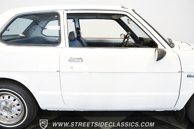 Honda-Civic-1978-White-Blue-37