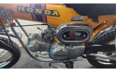 Honda-Motorcycle-1974-Yellow-Black-10