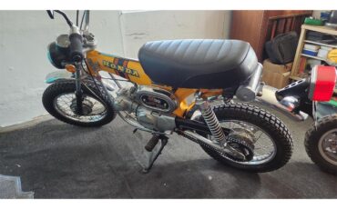 Honda-Motorcycle-1974-Yellow-Black-3