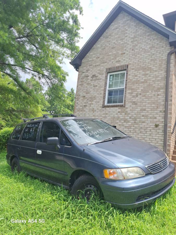 Honda-Odyssey-1995-grey-2