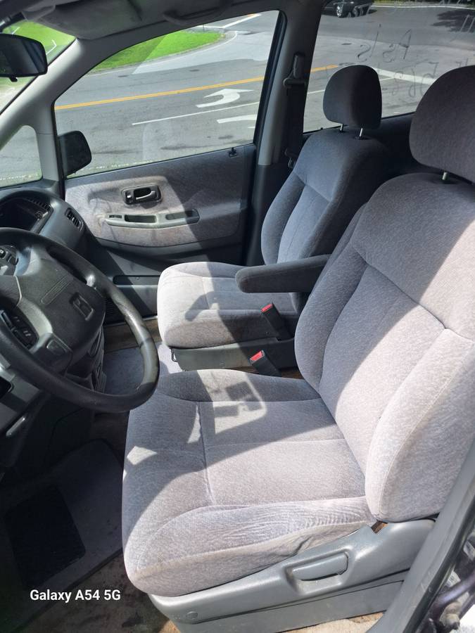 Honda-Odyssey-1995-grey-5
