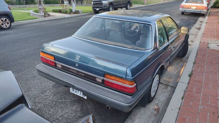 Honda-Prelude-1985-Blue-6