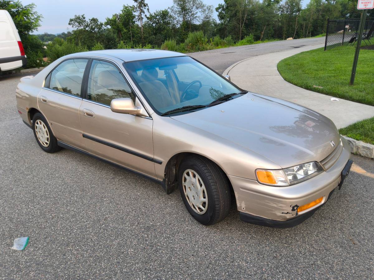 Honda-accord-ex-1994-orange