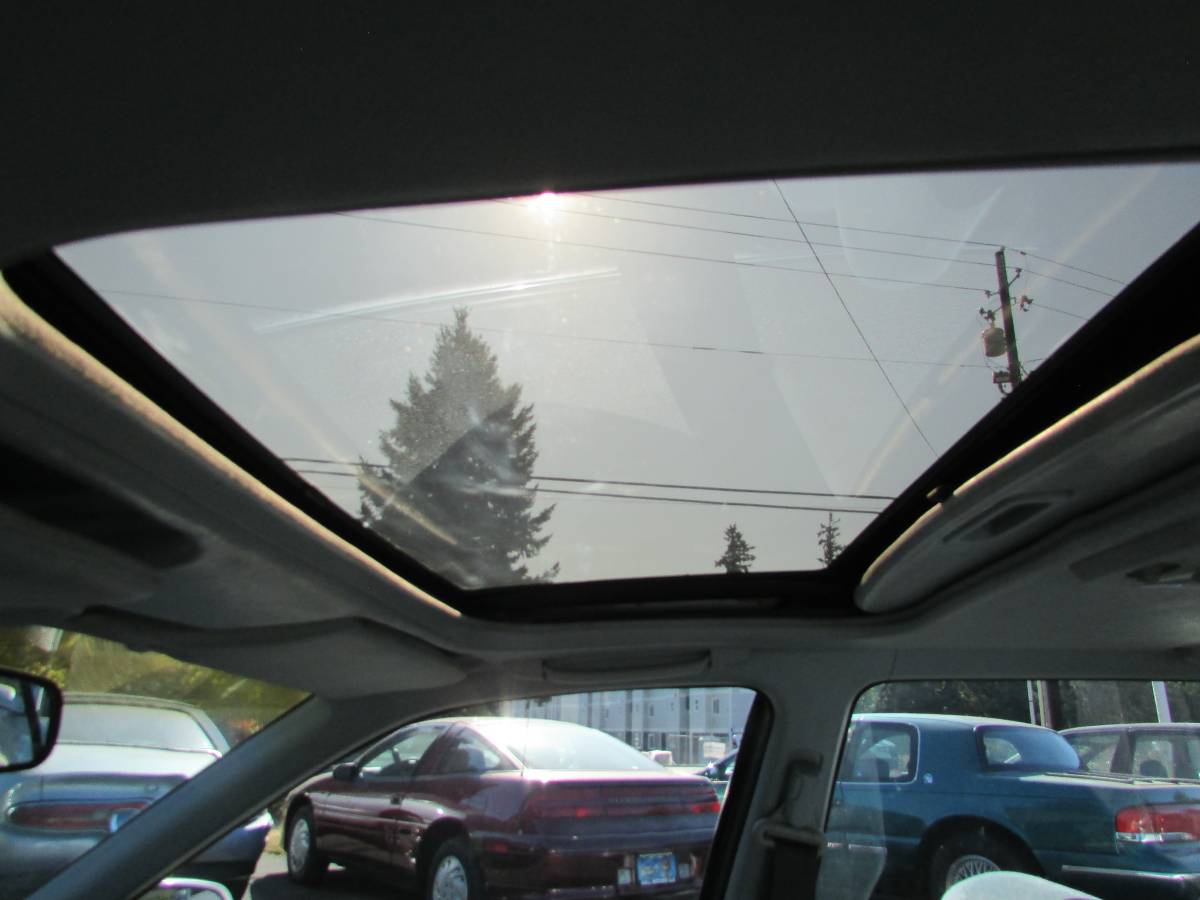 Honda-accord-ex-wagon-1992-white-11