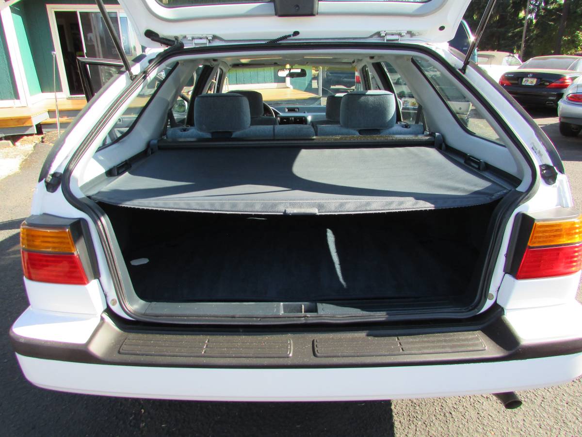 Honda-accord-ex-wagon-1992-white-13