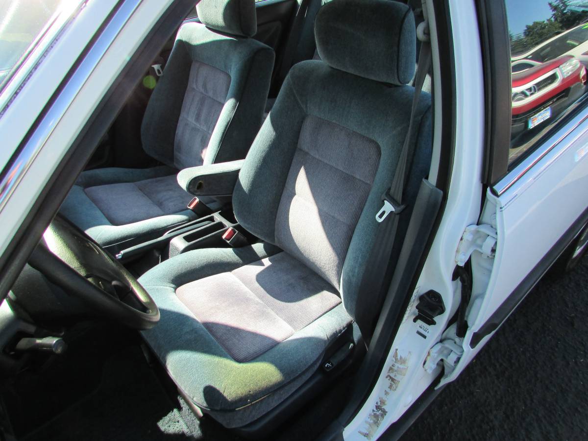 Honda-accord-ex-wagon-1992-white-6