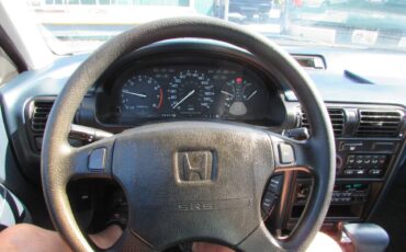 Honda-accord-ex-wagon-1992-white-8