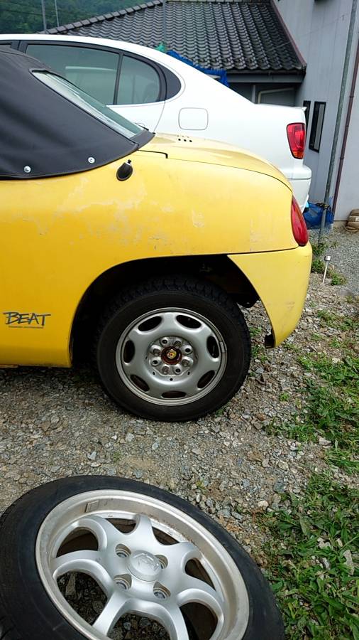 Honda-beat-1991-yellow-1