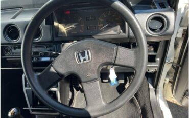 Honda-city-1984-14
