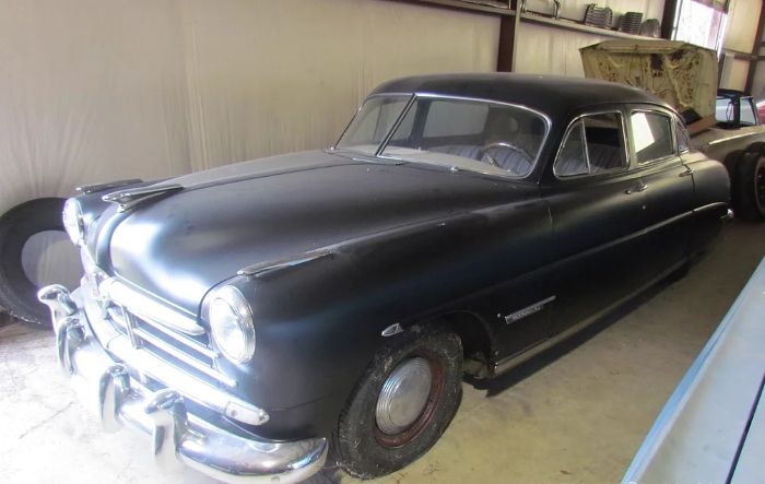 Hudson-Commodore-1950-Satin-Black-16