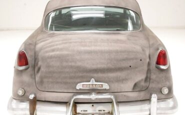Hudson-Hornet-1954-Grey-primer-Dark-Green-2