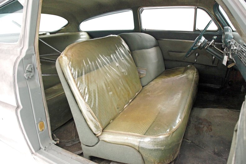 Hudson-Hornet-1954-Grey-primer-Dark-Green-8