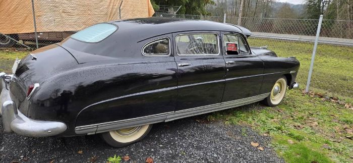 Hudson-Sedan-1949-Black-Tan-3
