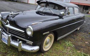 Hudson-Sedan-1949-Black-Tan