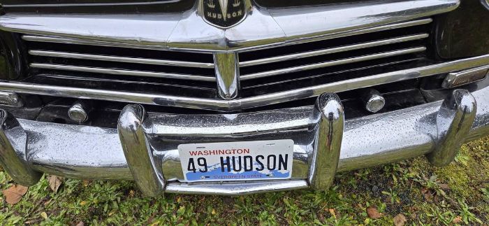 Hudson-Sedan-1949-Black-Tan-4
