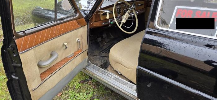 Hudson-Sedan-1949-Black-Tan-8