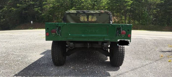Hummer-1988-Green-3