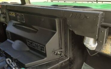 Hummer-1988-Green-9