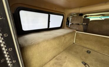 Hummer-1995-White-Tan-11