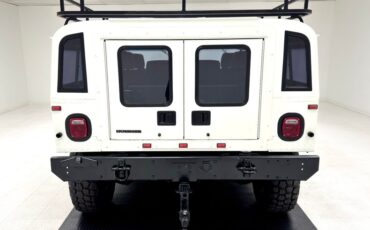 Hummer-1995-White-Tan-15
