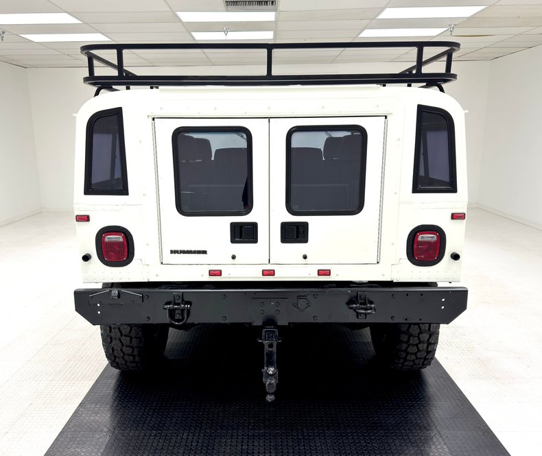 Hummer-1995-White-Tan-15