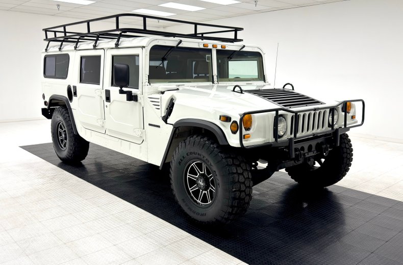 Hummer-1995-White-Tan-18
