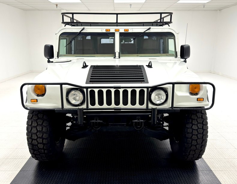 Hummer-1995-White-Tan-19