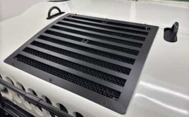 Hummer-1995-White-Tan-21