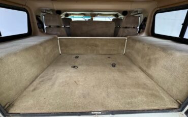 Hummer-1995-White-Tan-39
