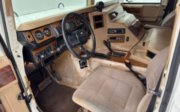 Hummer-1995-White-Tan-45