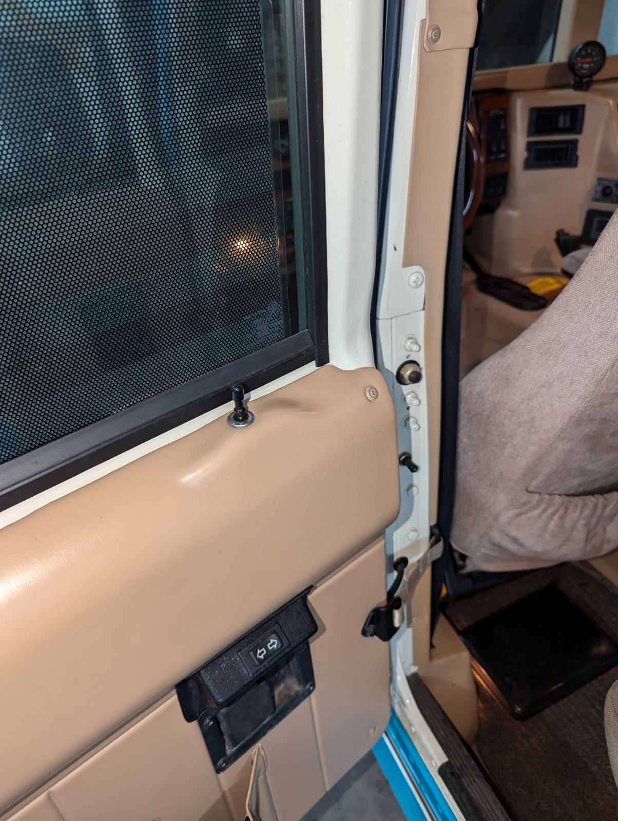 Hummer-H1-1995-HMC4-30