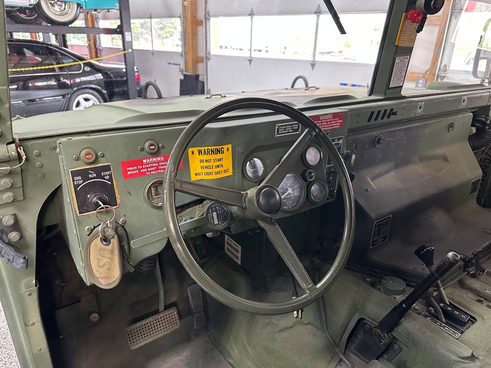 Hummer-Military-1992-Pickup-Truck-16