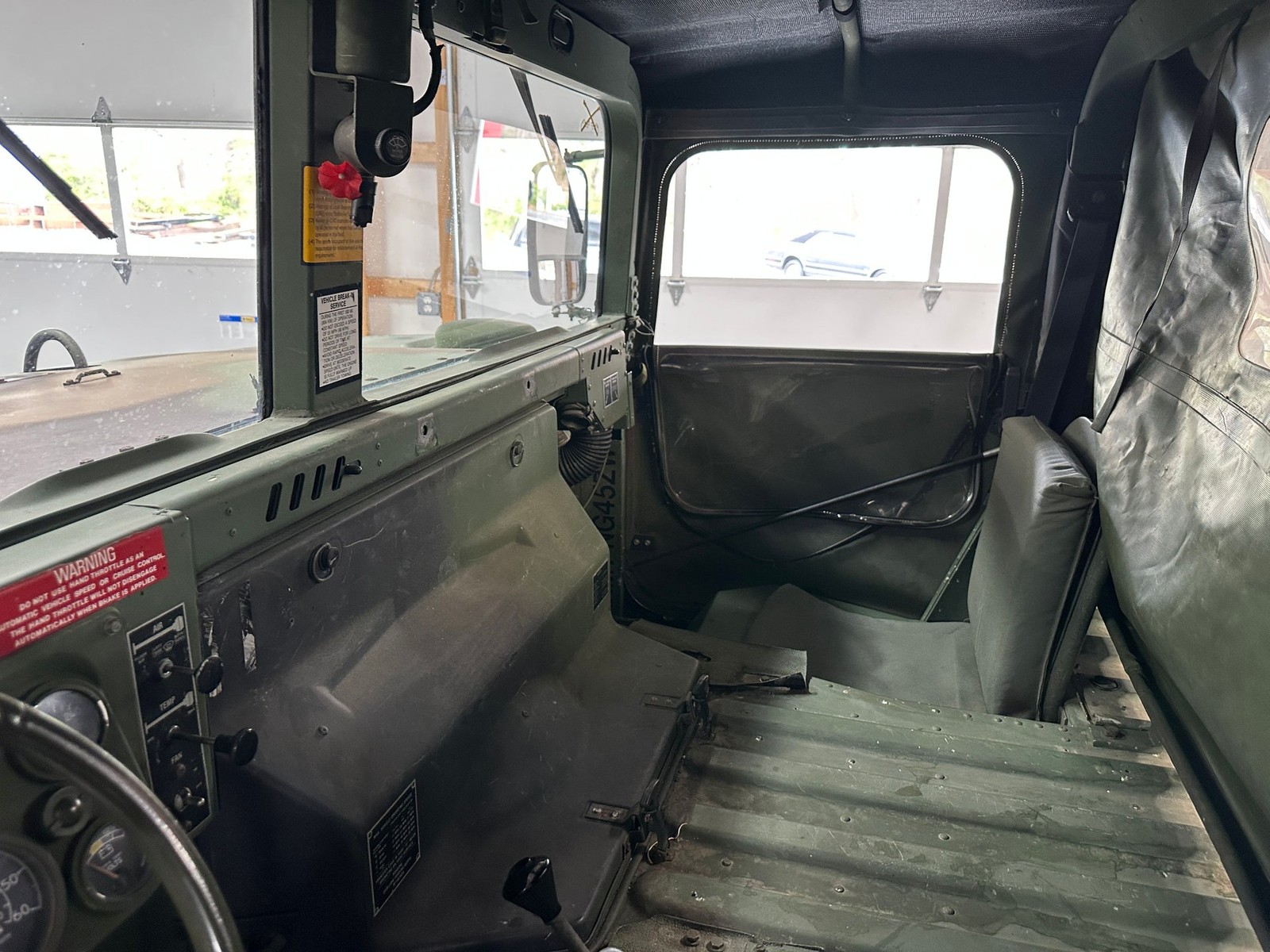 Hummer-Military-1992-Pickup-Truck-17
