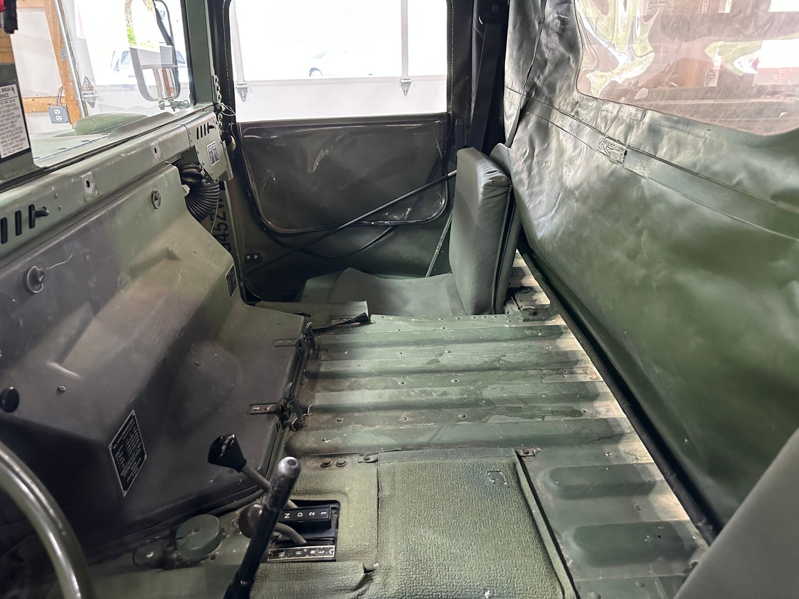 Hummer-Military-1992-Pickup-Truck-18