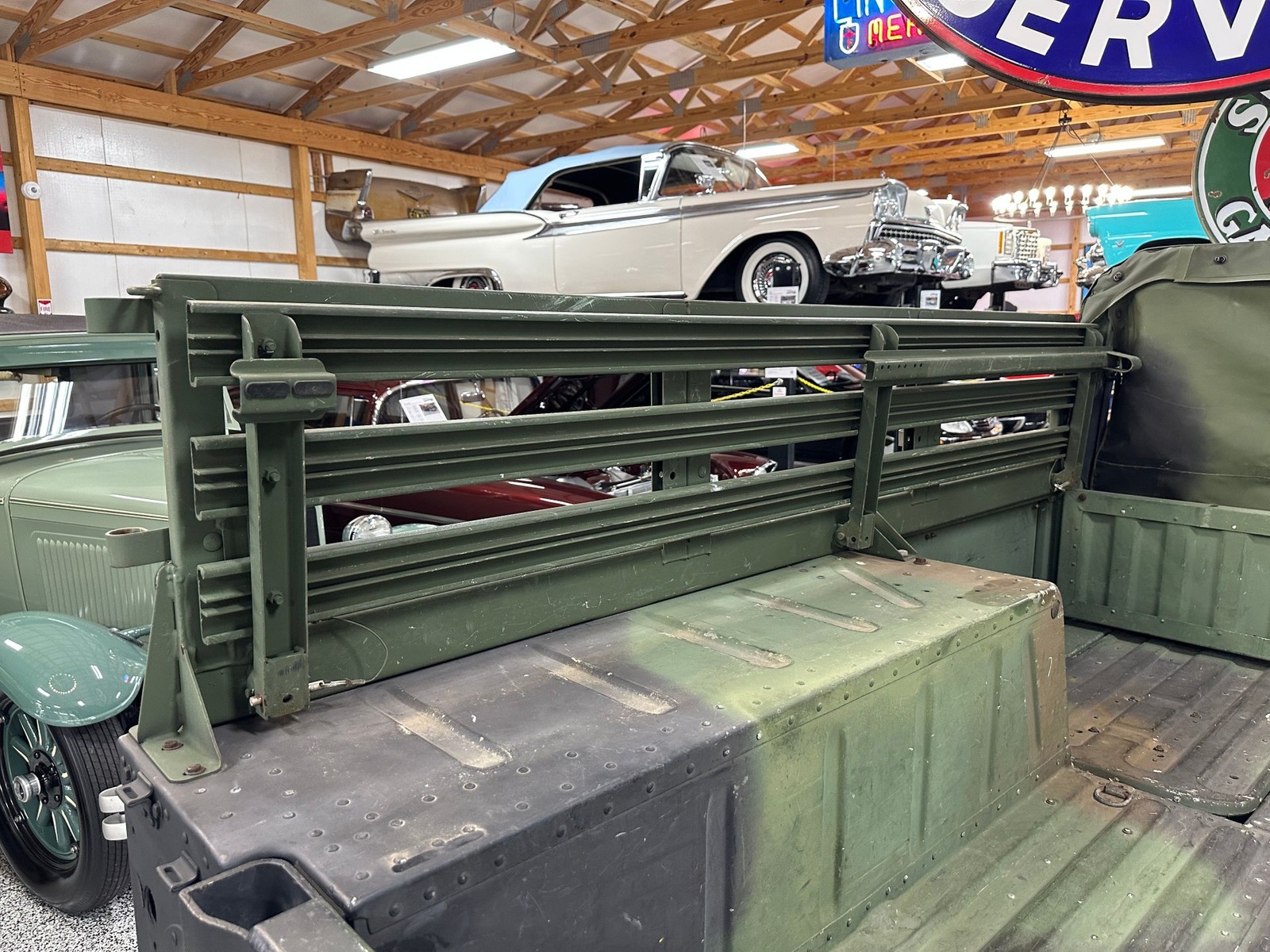 Hummer-Military-1992-Pickup-Truck-24