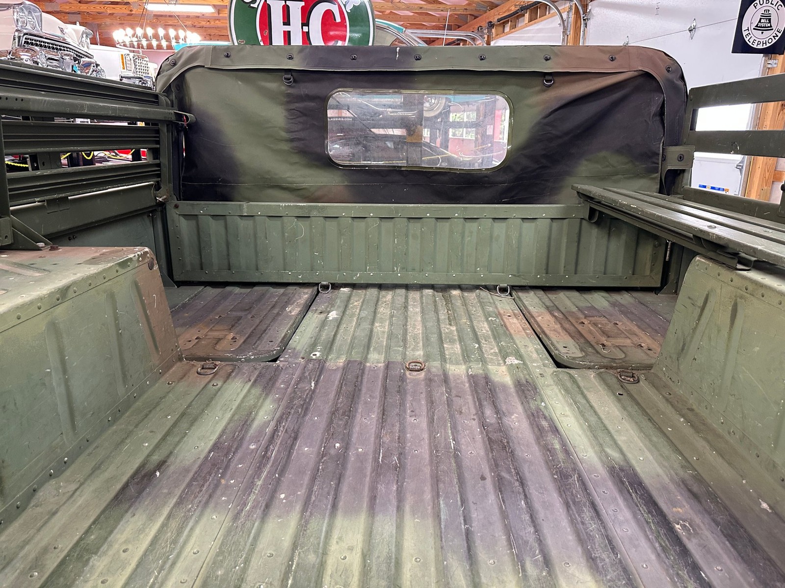 Hummer-Military-1992-Pickup-Truck-25
