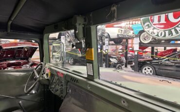 Hummer-Military-1992-Pickup-Truck-35