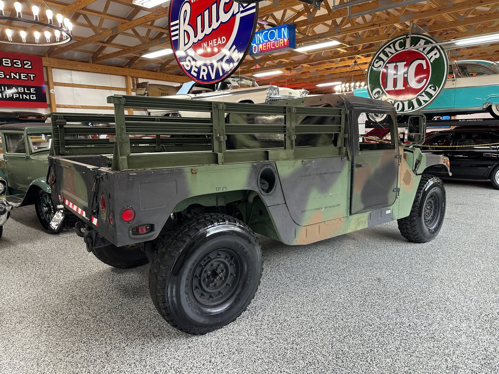 Hummer-Military-1992-Pickup-Truck-8