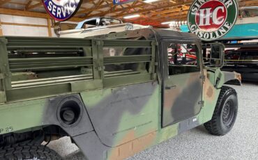 Hummer-Military-1992-Pickup-Truck-9