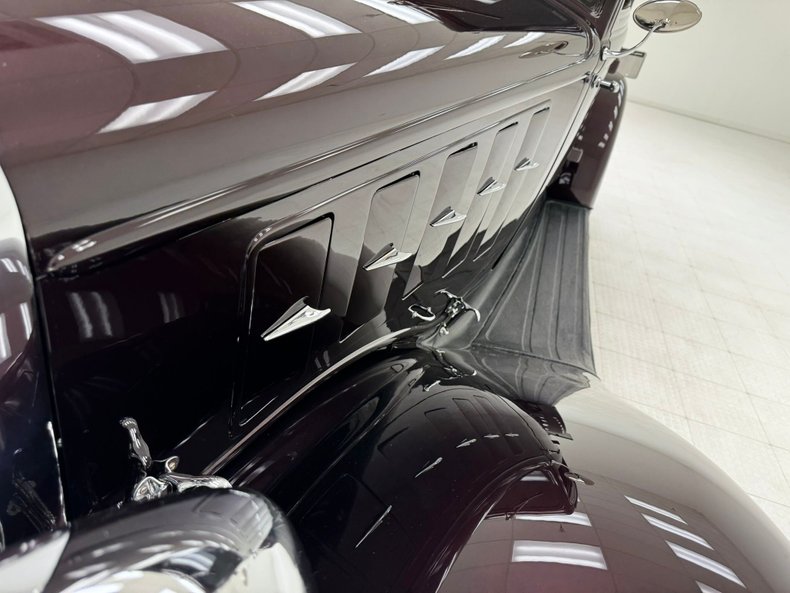 Imperial-1933-Dark-Cherry-Metallic-Black-11