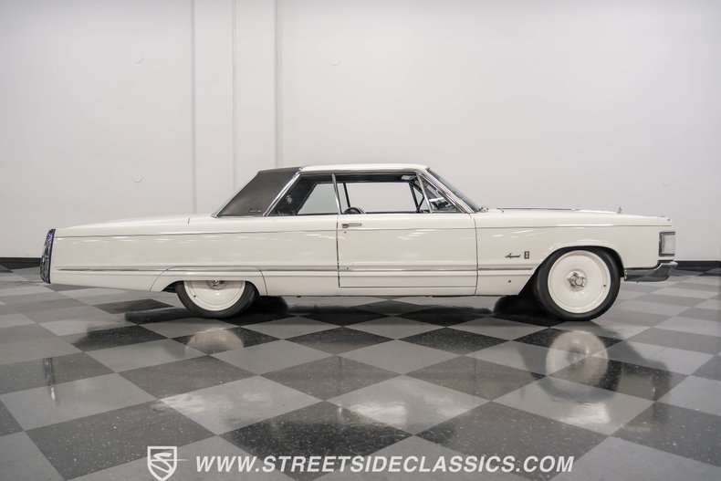 Imperial-1967-Persian-White-Black-30