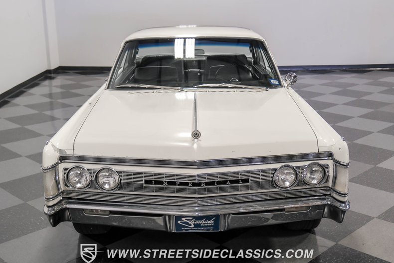 Imperial-1967-Persian-White-Black-37