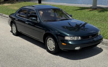 Infiniti-J30-1993-Sedan-1
