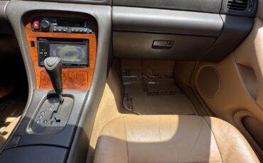 Infiniti-J30-1993-Sedan-27